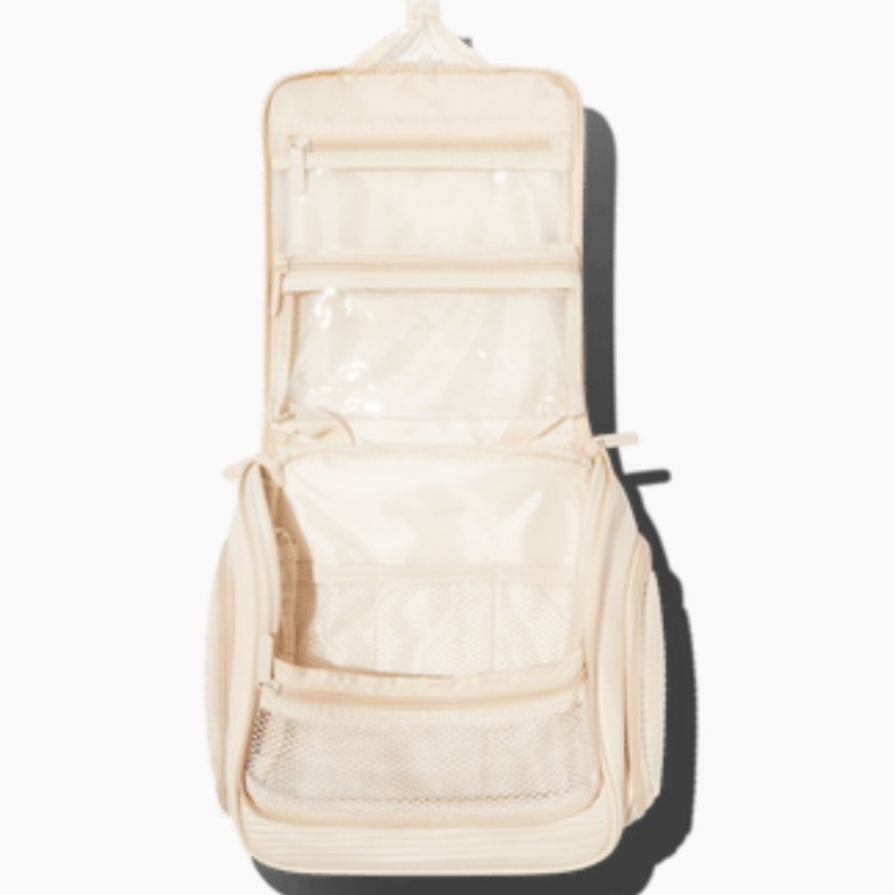 DEZI SKIN Pack It All-Multi Purpose Hanging Travel Bag